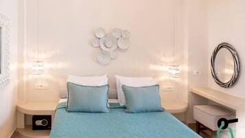 Suite, Balcony