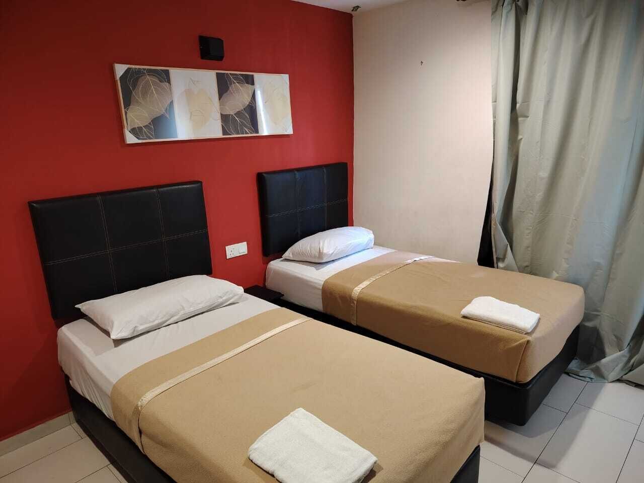 Standard Twin Room | Free WiFi