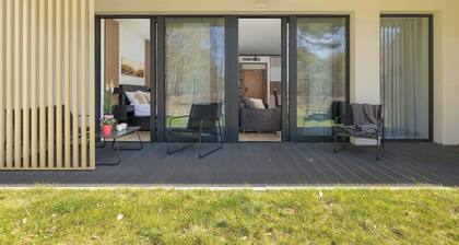 Apartment with Rooftop Pool | Air Conditioning | Terrace