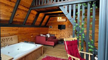 Luxury Studio Suite | Interior