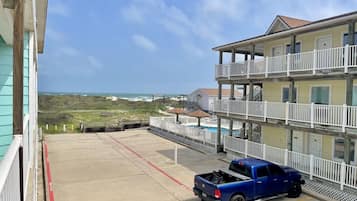 Condo, 1 Bedroom | Exterior