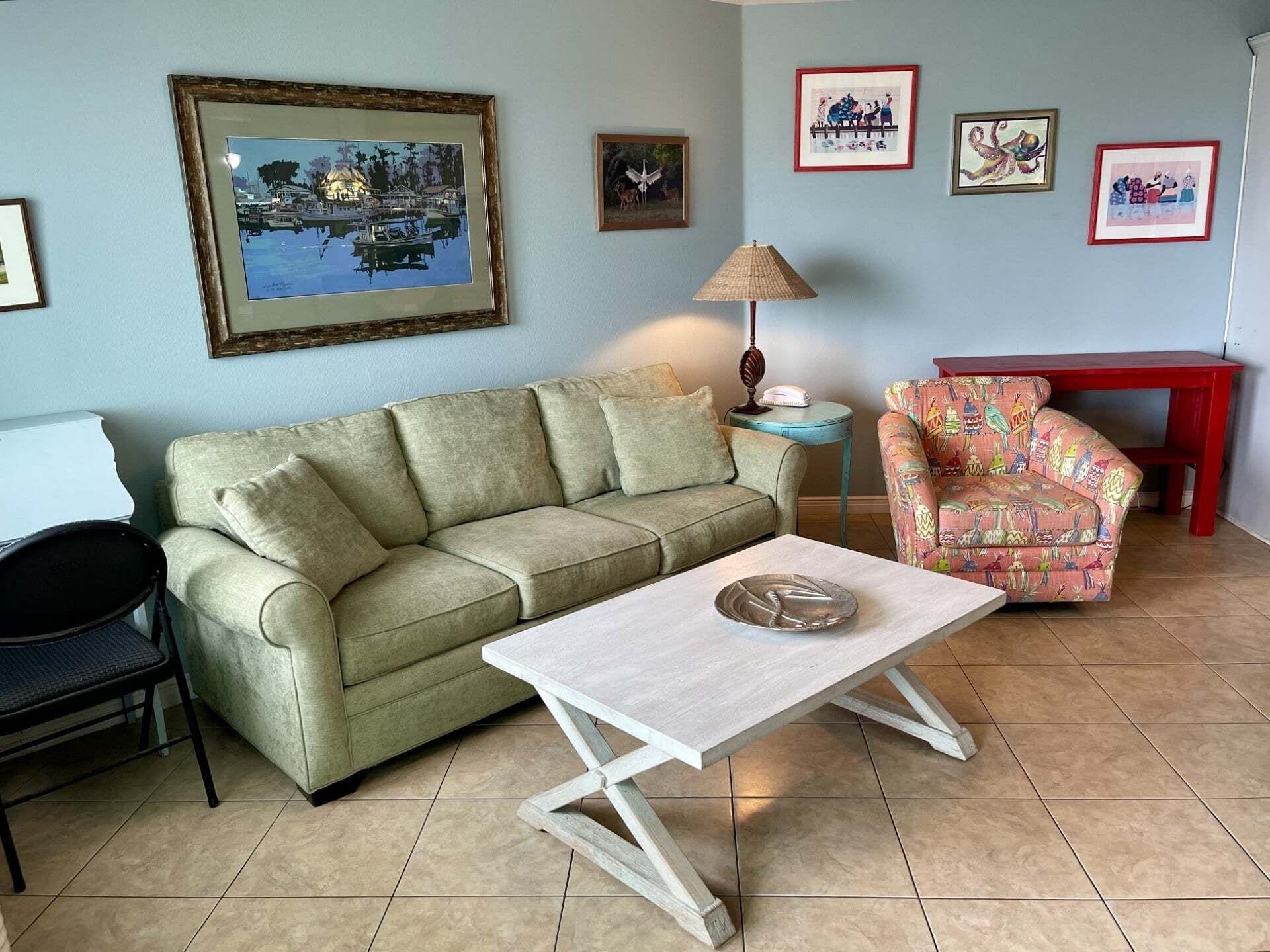 Condo, 1 Bedroom | Living area