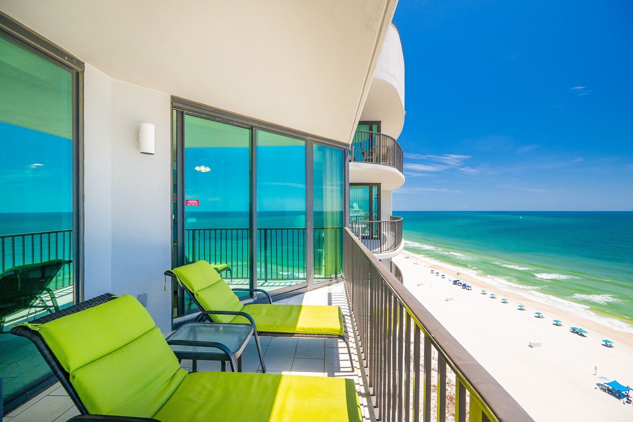 Condo, 2 Bedrooms | Property grounds