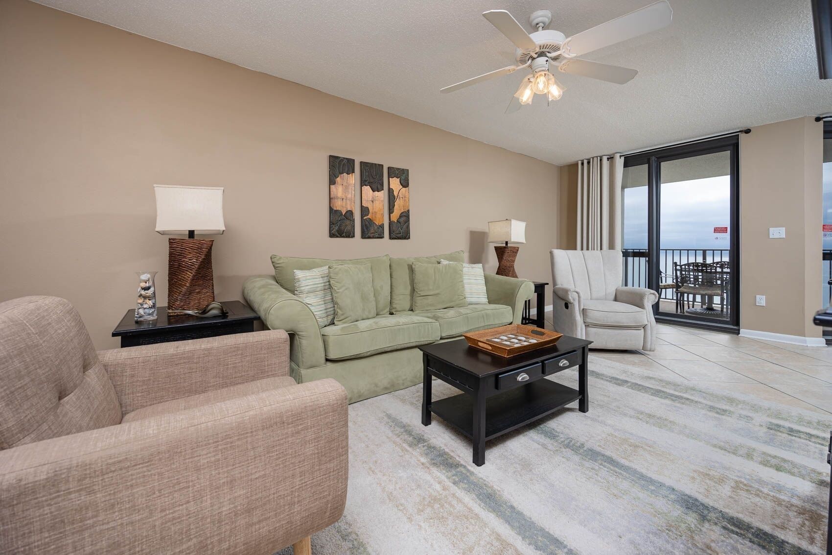 Condo, 1 habitación | Área de sala de estar