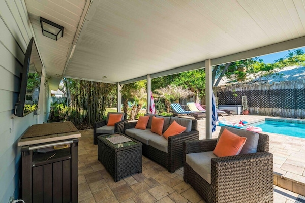 House, 3 Bedrooms | Terrace/patio