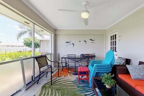 Interior - Dog-friendly home with screened lanai, central AC, & washer/dryer (Cape Coral)