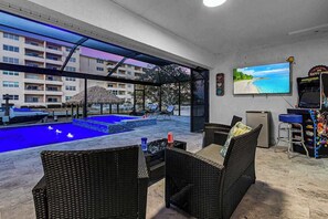 Interior - Palms on the Canal | House in Cape Coral with direct water access (Cape Coral)
