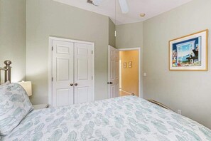 Iron/ironing board, WiFi, bed sheets - Waterside Home with Private Covered Pool & Patio - Golf Courses Nearby (Fort Myers)