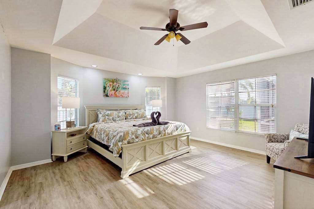 3 bedrooms, iron/ironing board, travel crib, WiFi