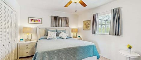 3 habitaciones, tabla de planchar con plancha, cuna de viaje y wifi