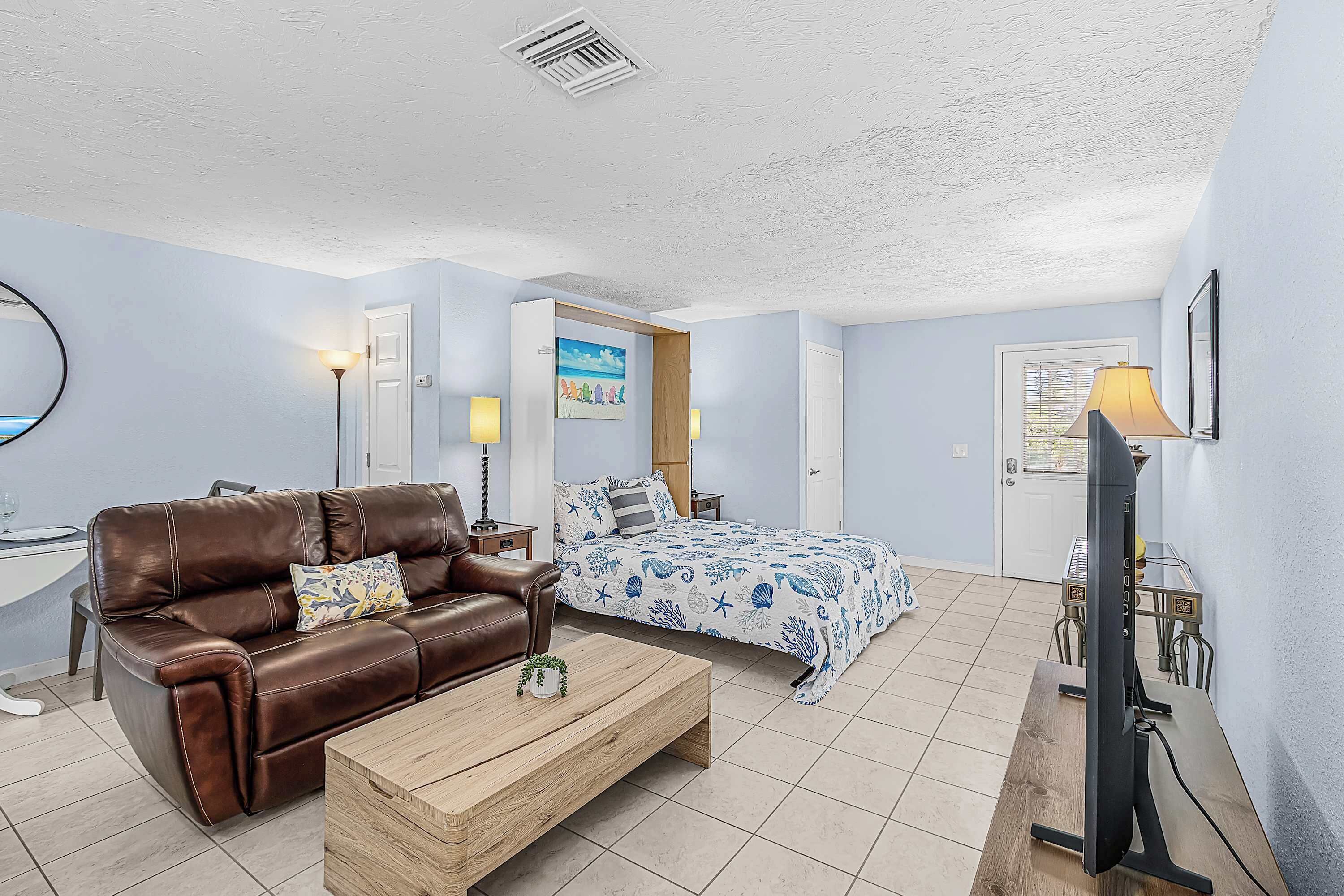 Fer et planche à repasser, Wi-Fi, draps fournis