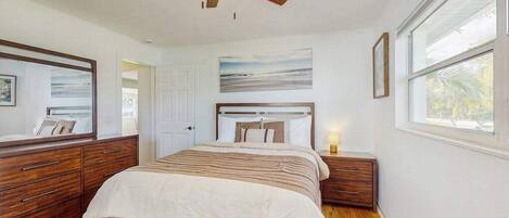 3 habitaciones, tabla de planchar con plancha, cuna de viaje y wifi