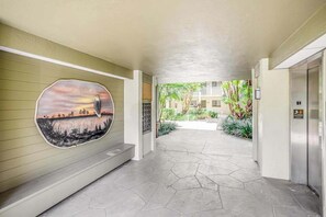 Interior - 2nd-floor condo with private beach access, lanai, and access to heated pool (Bonita Springs)