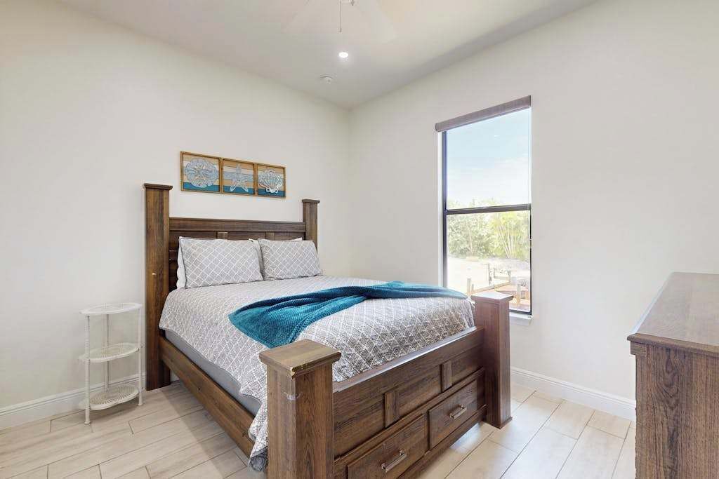 3 chambres, fer et planche à repasser, Wi-Fi, literie fournie