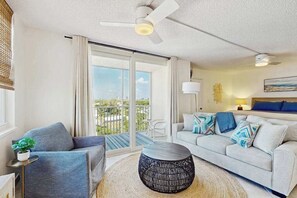 TV, offices - A Fully Remodeled Gulf Retreat — Stylish Comforts Steps from the Shore. (Bonita Springs)