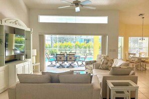 TV, offices - Luxury home w/private heated pool in the heart of Cape Coral (Cape Coral)
