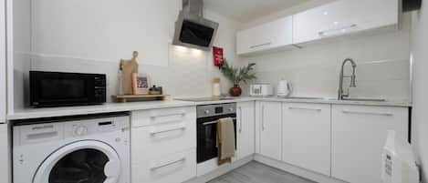 Apartment, 1 Doppelbett und Schlafsofa, Nichtraucher | Eigene Küche