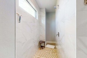 Shower, hair dryer, towels - Brand new, Inviting home with private pool and complimentary pool heat (Cape Coral)