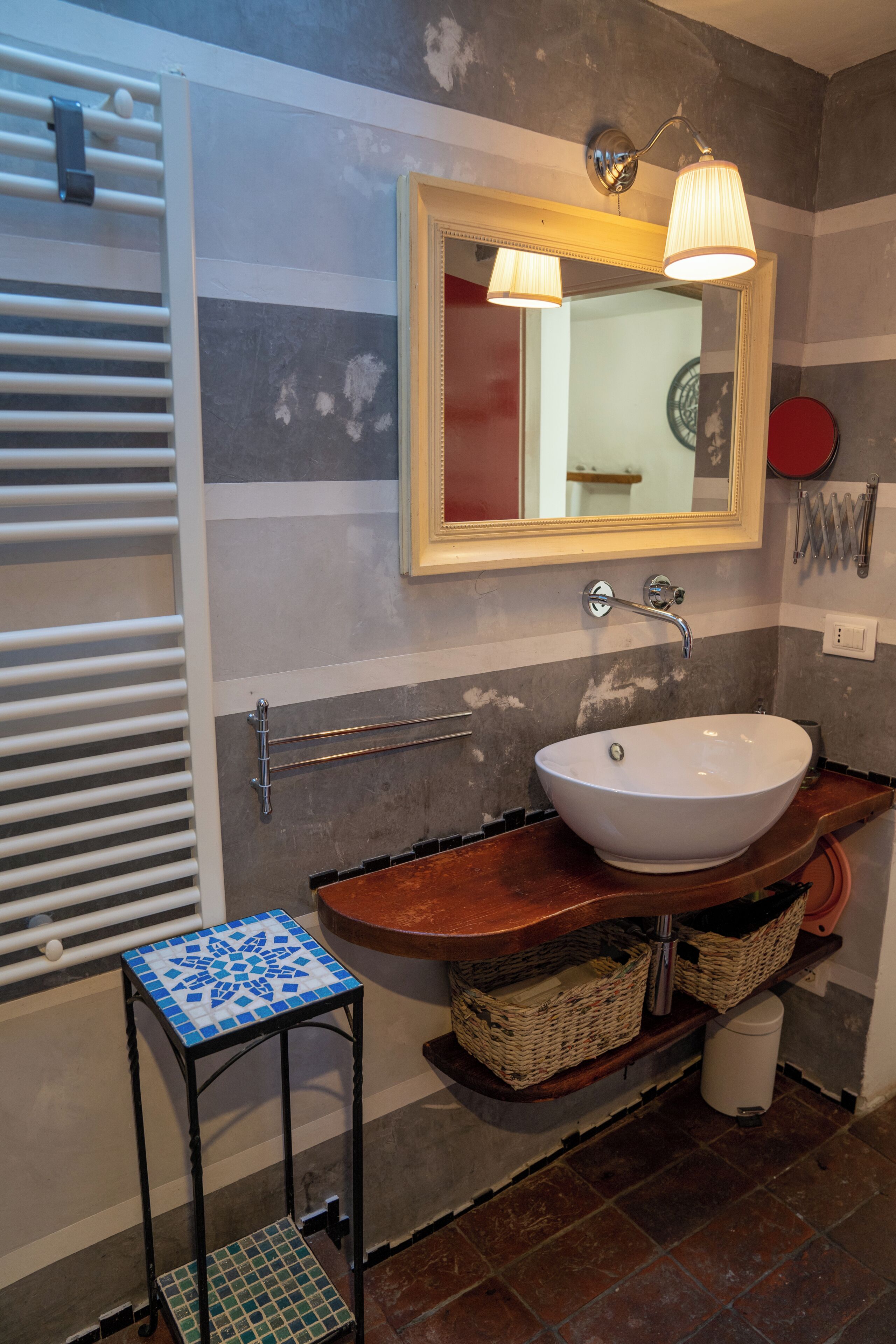 Dusche, Haartrockner, Bidet, Handtücher
