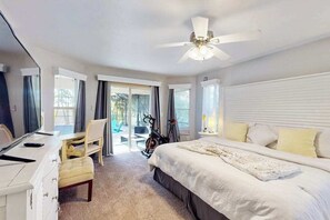 3 bedrooms, desk, iron/ironing board, WiFi - Luxury coastal retreat with office, lanai, pool, alfresco dining & tiki bar (Cape Coral)