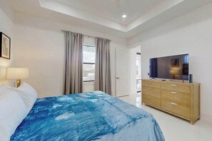 4 chambres, fer et planche à repasser, Wi-Fi, draps fournis