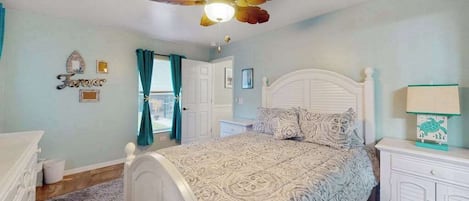 3 habitaciones, tabla de planchar con plancha, wifi y ropa de cama