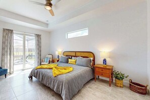 3 chambres, fer et planche à repasser, Wi-Fi, draps fournis