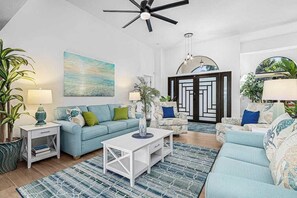 TV - Canal front home with private pool, direct gulf access, and internet (Cape Coral)