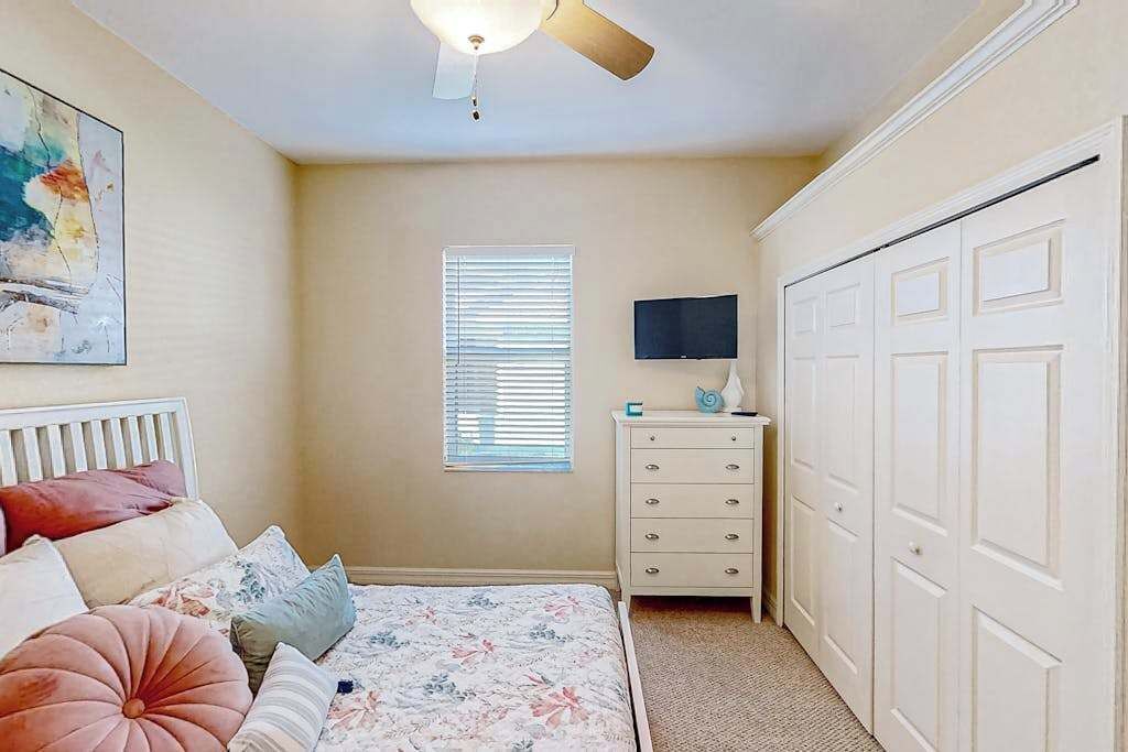 Desk, iron/ironing board, travel crib, WiFi
