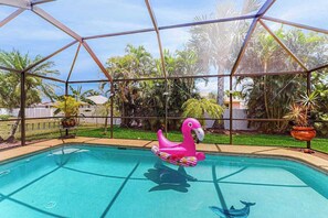 Pool - Dog-friendly home with private pool, bike, lanai, grill, & central AC (Cape Coral)