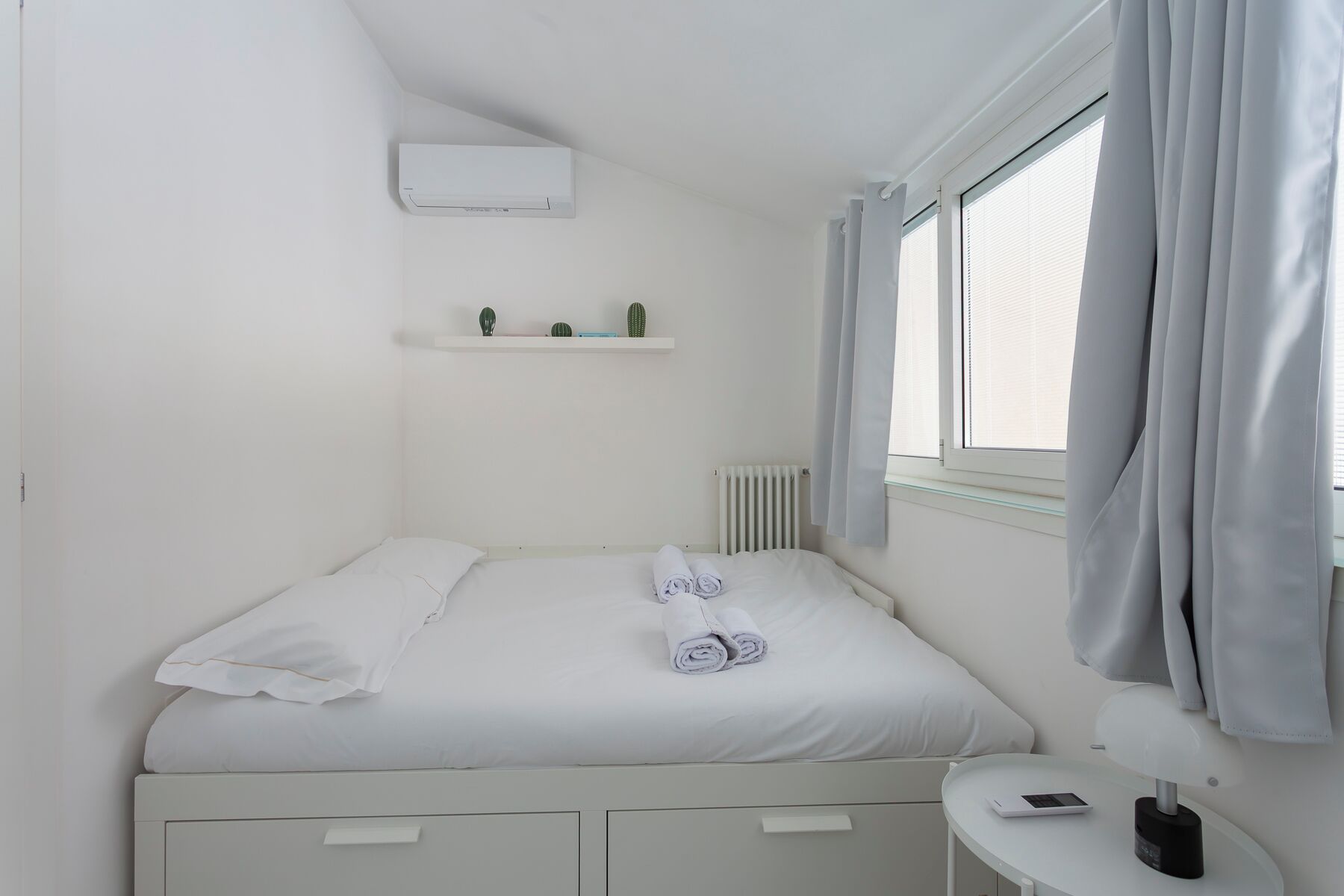 Apartment, 2 Bedrooms, Balcony, Lake View
