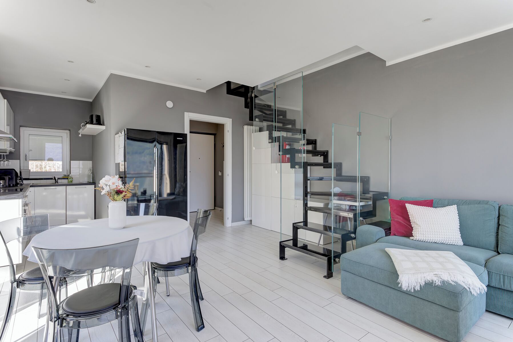Apartment, 2 Schlafzimmer, Balkon, Seeblick | Innenbereich