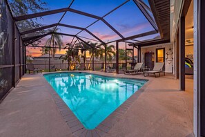 Pool - Cape Escape - Dog-Friendly | Pool, Bar & Fenced Yard (Cape Coral)