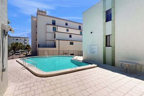 Pool - Beachfront condo with pool, private balcony, and washer and dryer (Englewood)