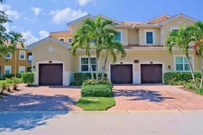 Exterior - Water-view condo with screened patio, pool, central AC, & private washer/dryer (Fort Myers)