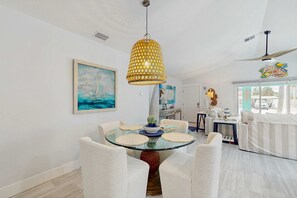 Dining - Single-story home with private yard, AC, & W/D - walk to beach, & dog-friendly (Englewood)