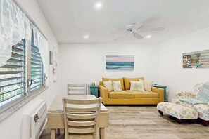 TV, offices - Charming Island Getaway | Beach, Pool & Prime Location (Marco Island)
