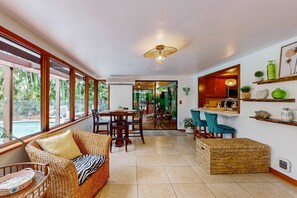 Dining - Bali-inspired coastal home w/private pool, spa, and tiki room (Cape Coral)