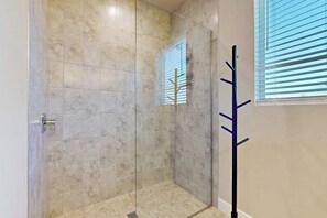 Shower, hair dryer, towels - Desirable SW Home | Private Heated Saltwater Pool | Newly Built in 2019 (Cape Coral)