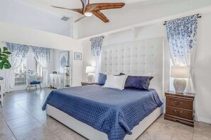 3 bedrooms, desk, iron/ironing board, WiFi - Stunning waterfront snowbird escape with private saltwater pool, dock, AC & W/D (Cape Coral)