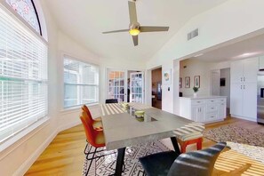 Dining - Fully updated, canal-front home with pool, W/D, and central AC - great location (Cape Coral)
