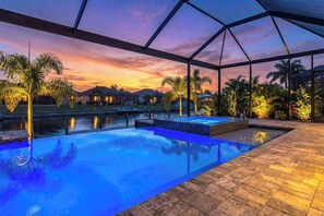 Pool - Newly-built luxury home with private infinity pool, canal views, & washer/dryer (Cape Coral)