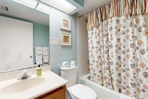 Shower, hair dryer, towels - Corner Unit Condo with Private Balcony, and Shared Pool - Walk to Beach (Fort Myers Beach)