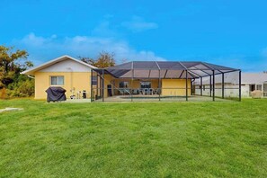 Children’s area - Renovated dog-friendly home near beach with private pool, screened lanai, grill (Englewood)