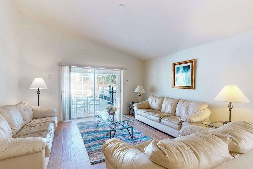 Quiet Fort Myers Getaway With Private, Screened-in Pool; Close To Beaches & Golf - Fort Myers, FL
