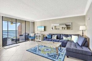 TV, offices - Amazing oceanfront condo with pool, hot tub, dock, & views - snowbird-friendly (Marco Island)