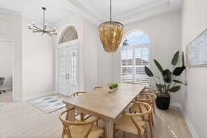Dining - Waterfront home with private heated pool, spa, BBQ, views & bikes (Marco Island)