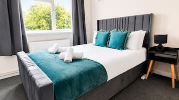 2 chambres, fer et planche à repasser, Wi-Fi, literie fournie