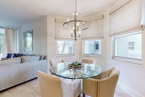 Interior - Luxurious condo with on-site pool, private extended balcony, & W/D (Naples)