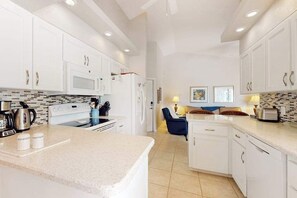 Fridge, microwave, oven, stovetop - Sunny Snowbird Retreat with a Pool, Furnished Lanai, & Prime Corner Lot (Port Charlotte)